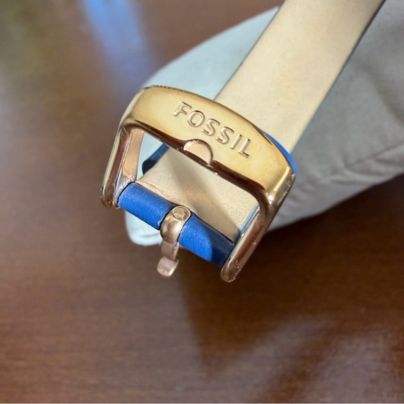 🩵 FOSSIL WATCH Navy Gold Cristals Hearth 🇺🇸Timepiece/read NOTE: NEW/needs fixing - Picture 4 of 12
